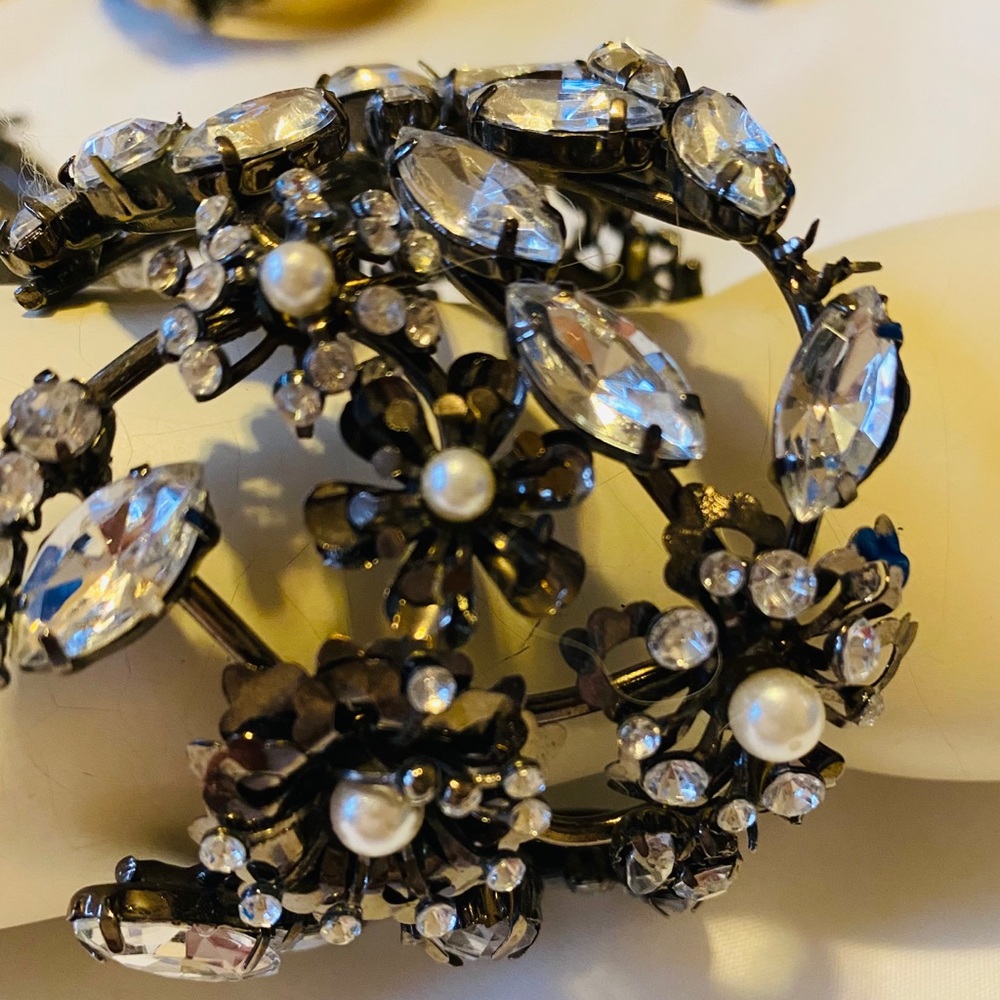 Gunmetal Floral Cuff